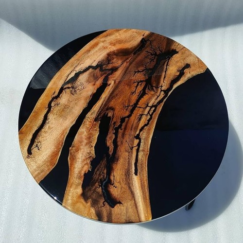 Black epoxy round table - epoxy,